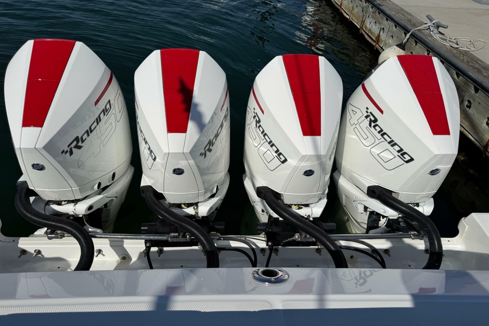 2021 Boston Whaler 420 Outrage
