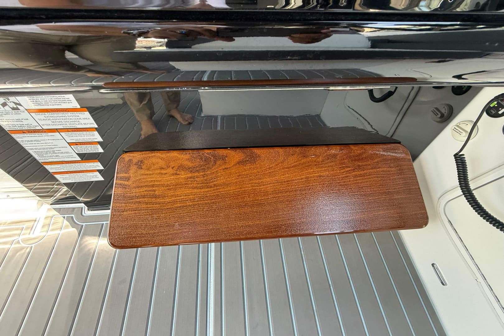 2021 Cruisers Yachts 38 GLS OB