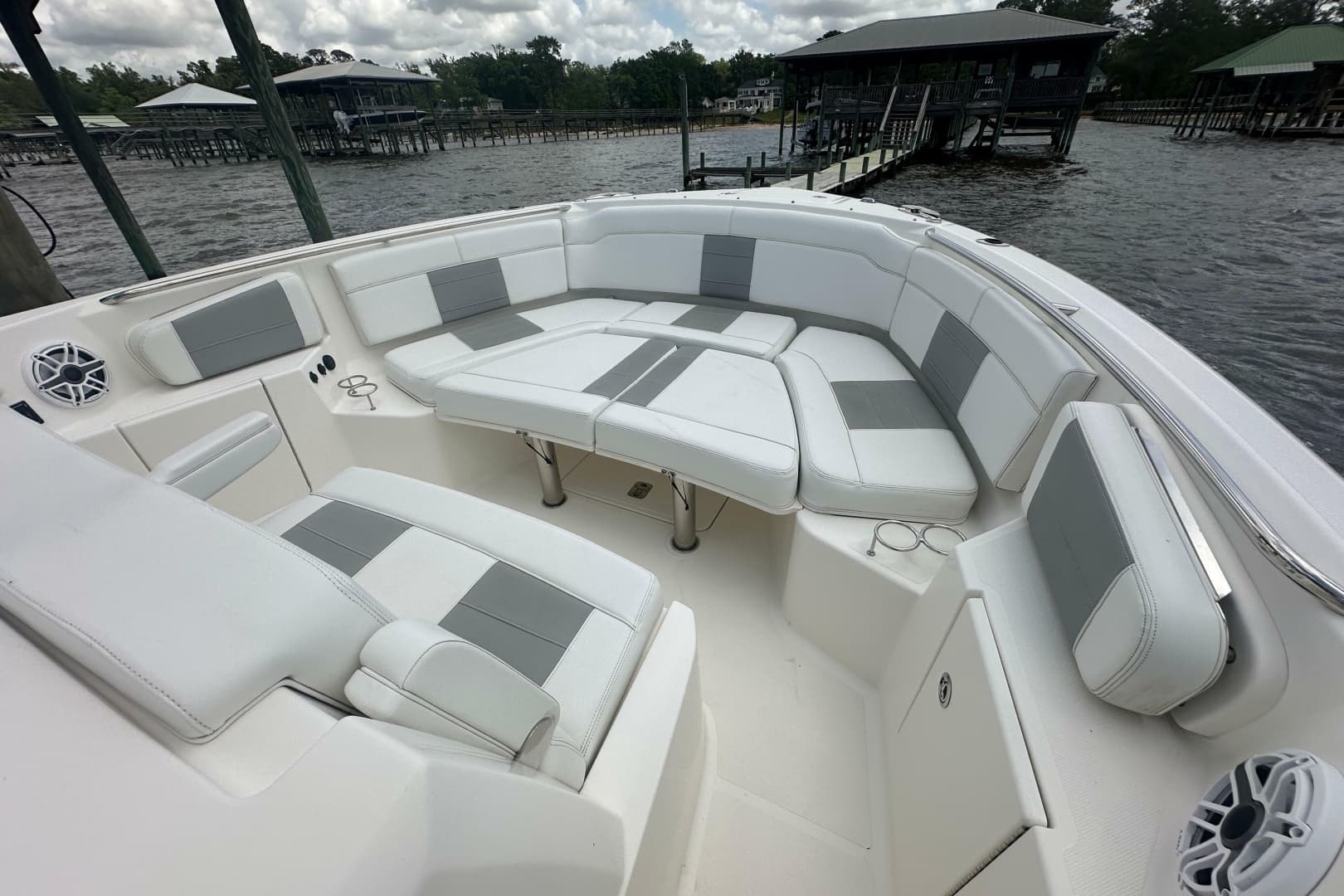2021 Pursuit S 328 Sport