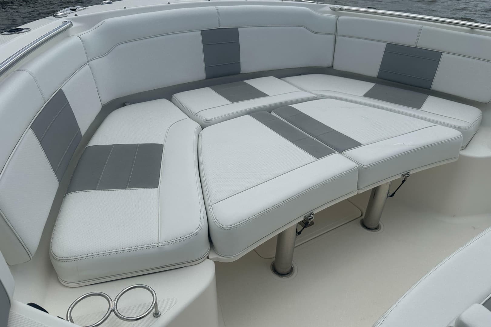 2021 Pursuit S 328 Sport