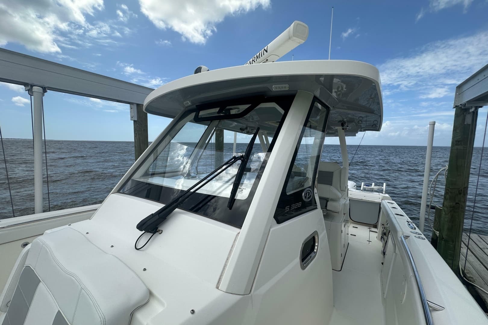 2021 Pursuit S 328 Sport