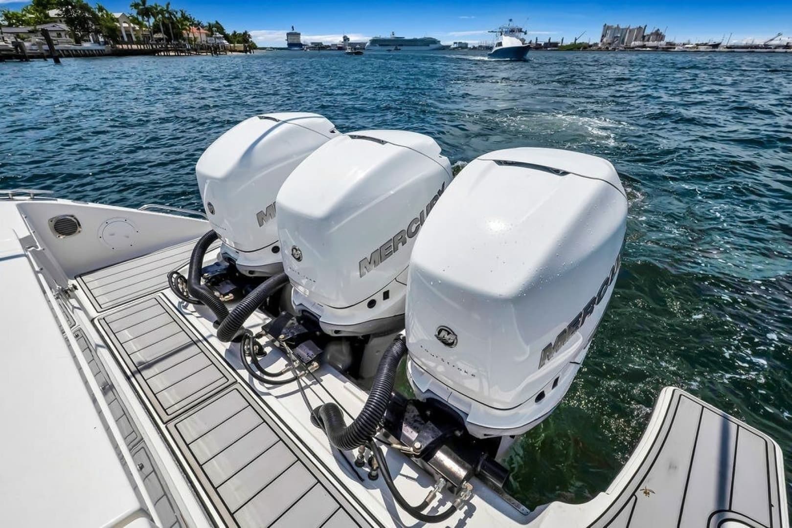 2021 Pursuit S 378 Sport