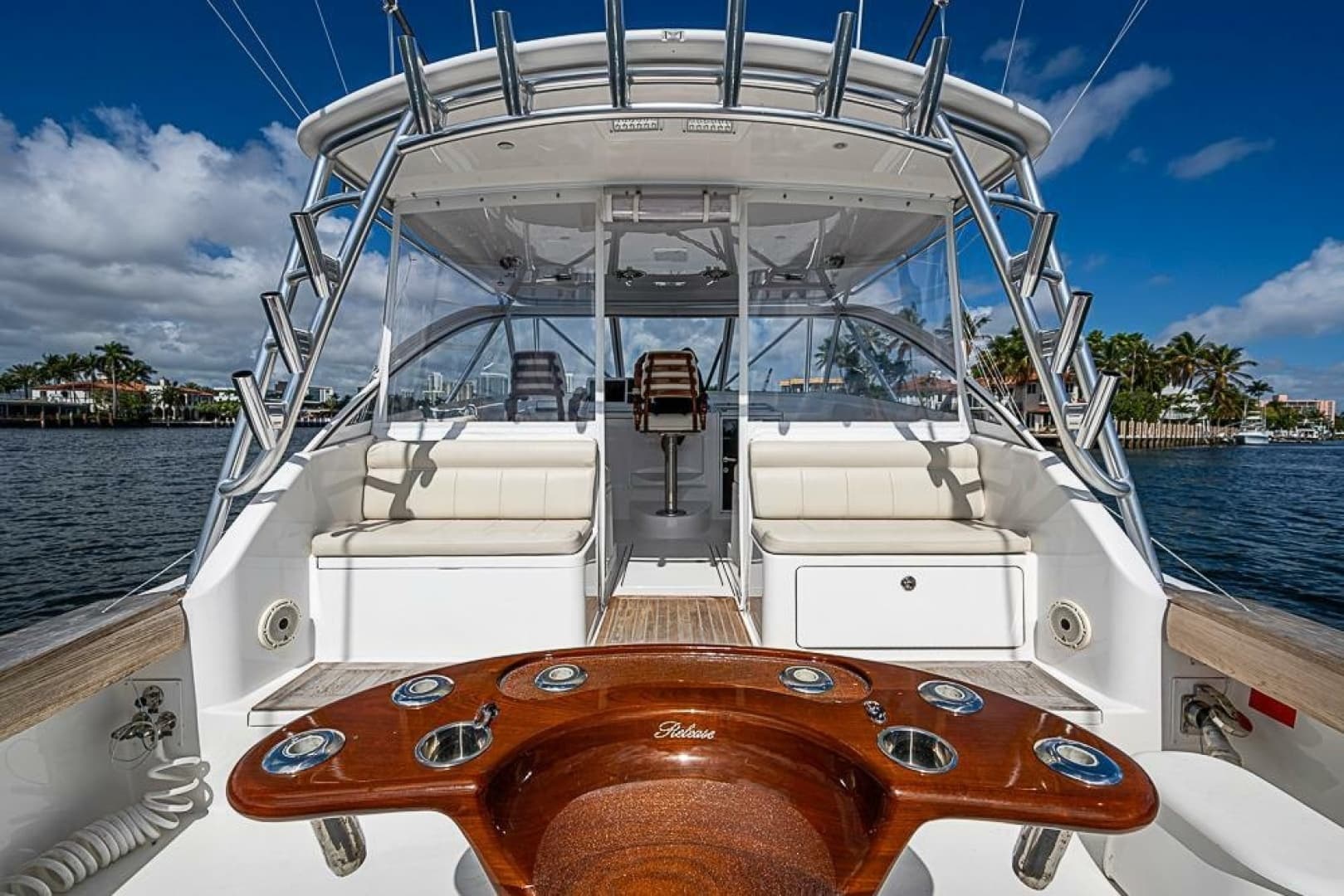 2021 Viking 38 Open