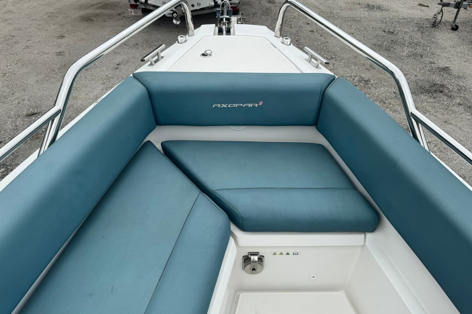 2020 Axopar 28 Cabin