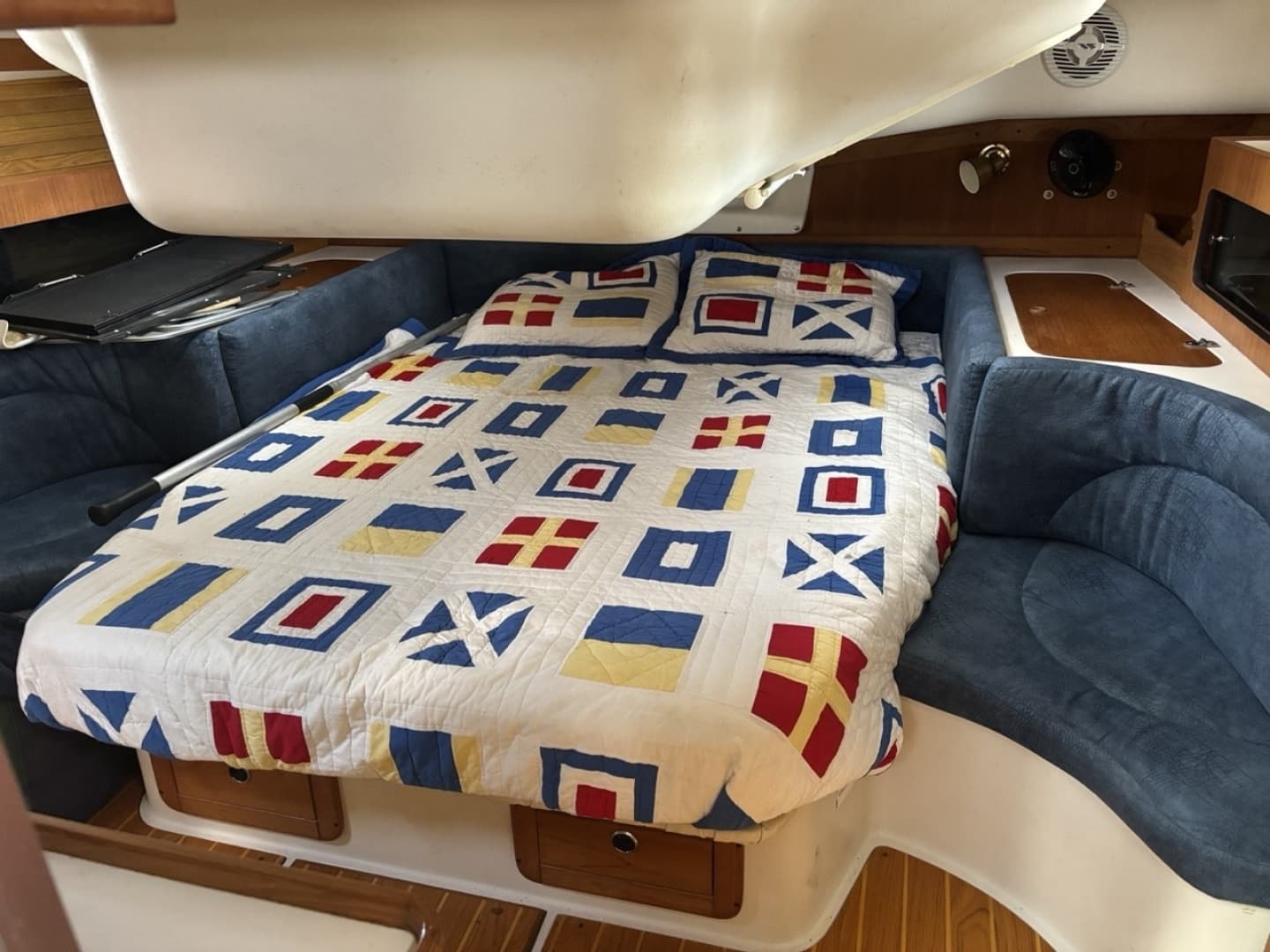 2002 Catalina 380