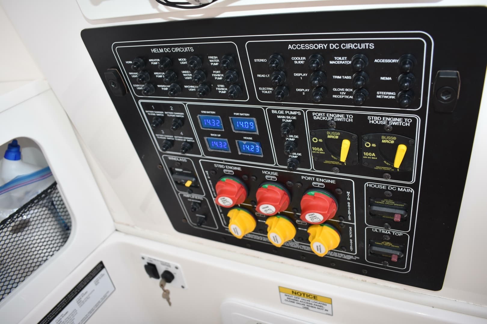 2020 Sea Fox 288 Commander