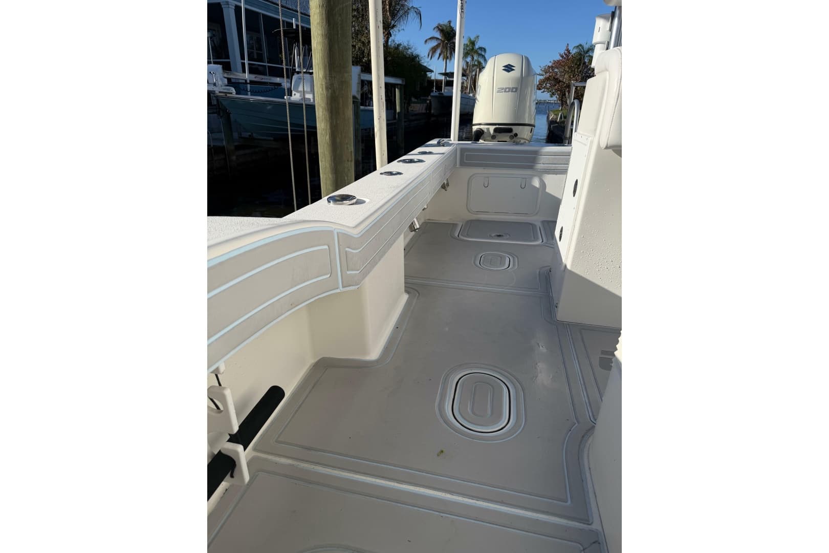 2020 Tideline 235 Hybrid
