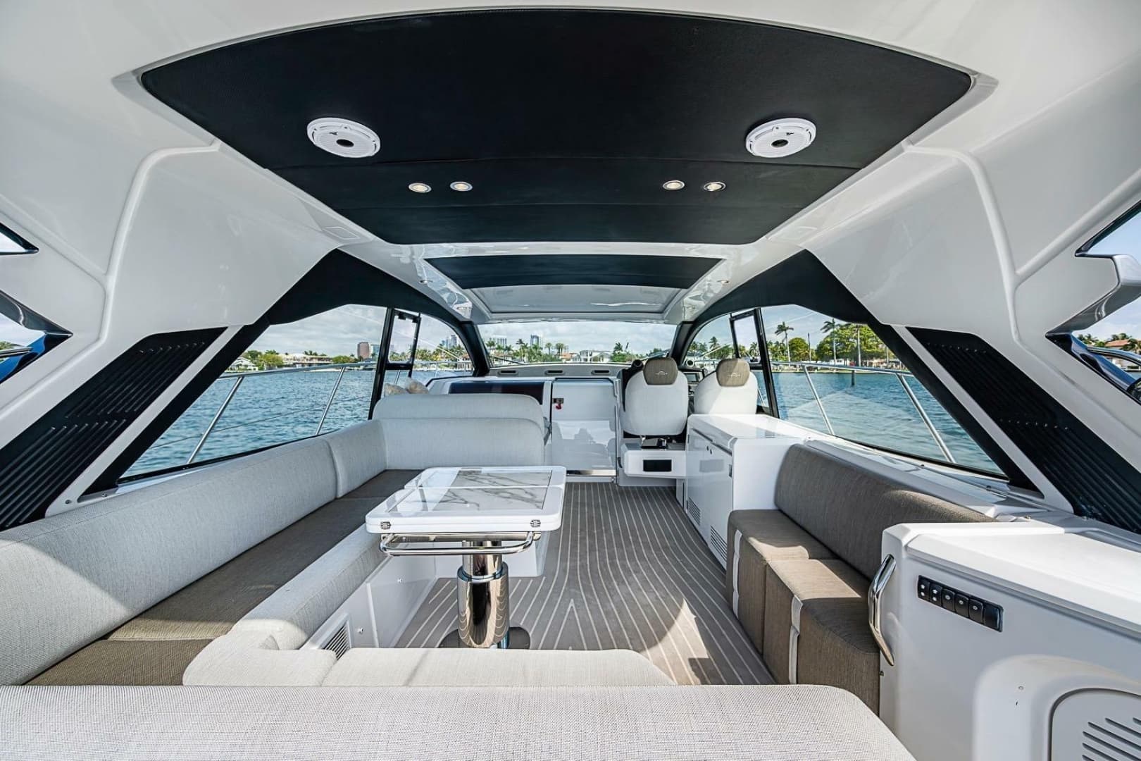 2019 Azimut Atlantis 51