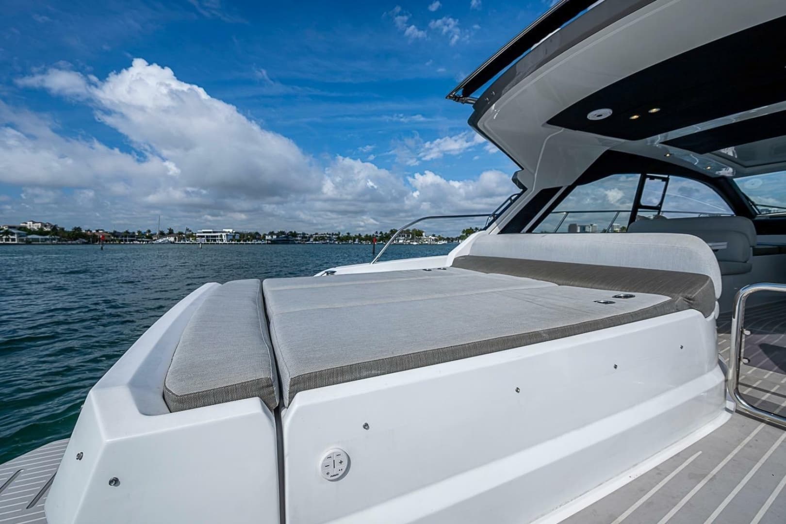 2019 Azimut Atlantis 51