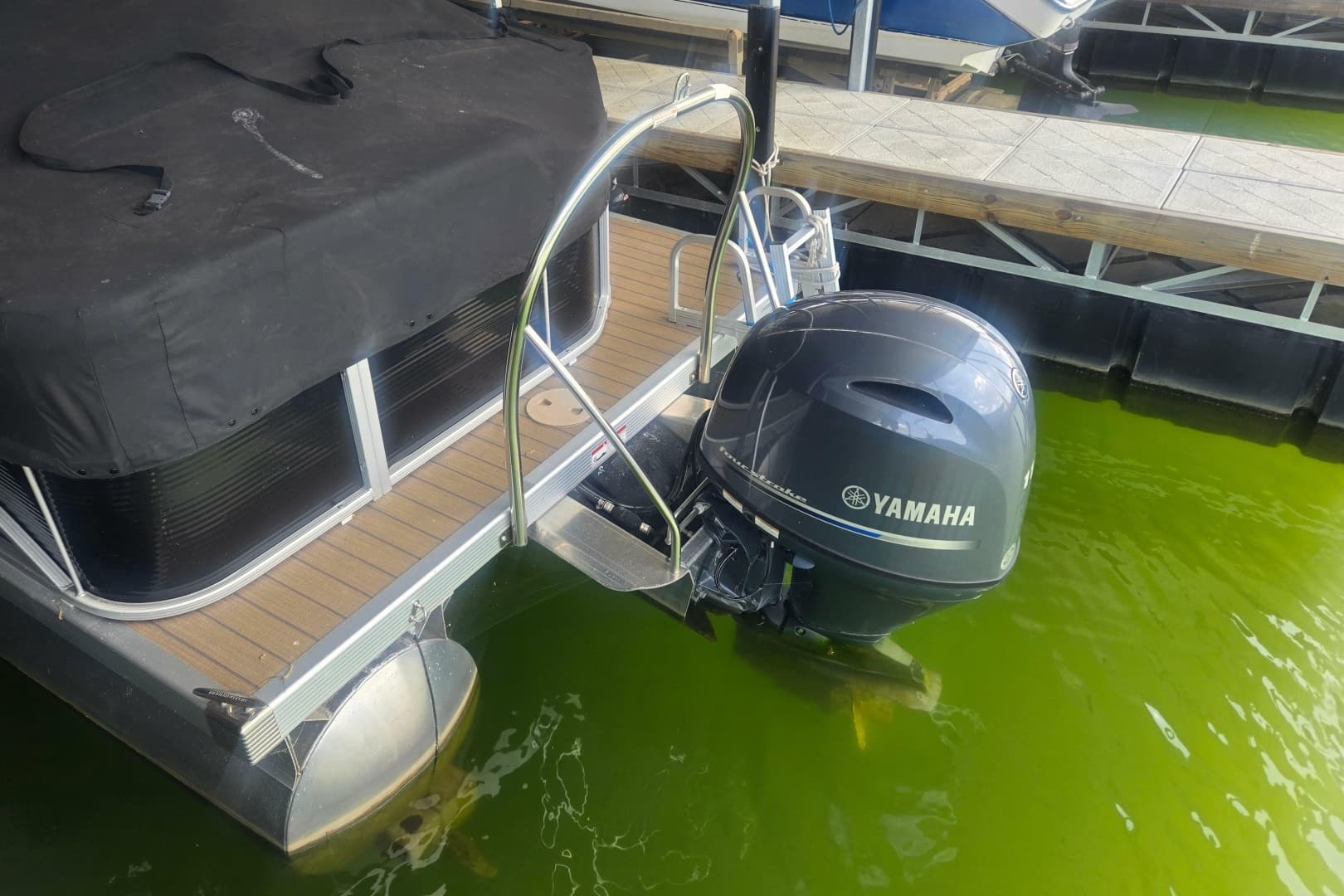 2019 Bennington SX 22 SLX