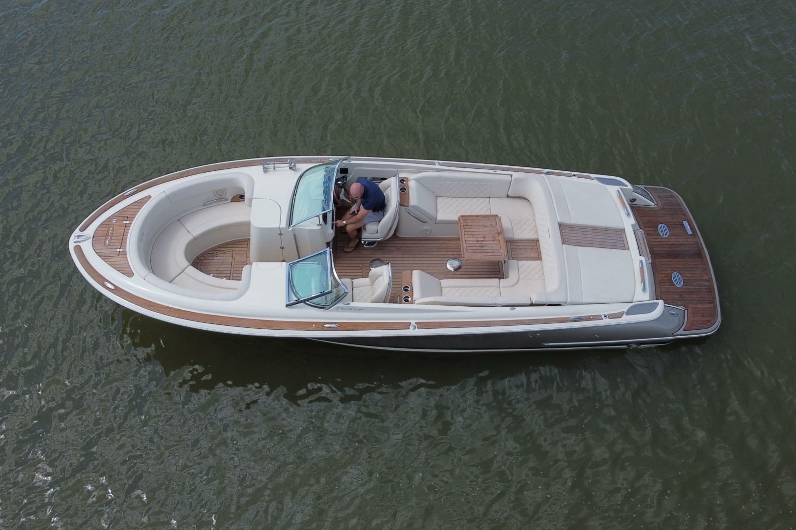 2019 Chris-Craft Launch 30