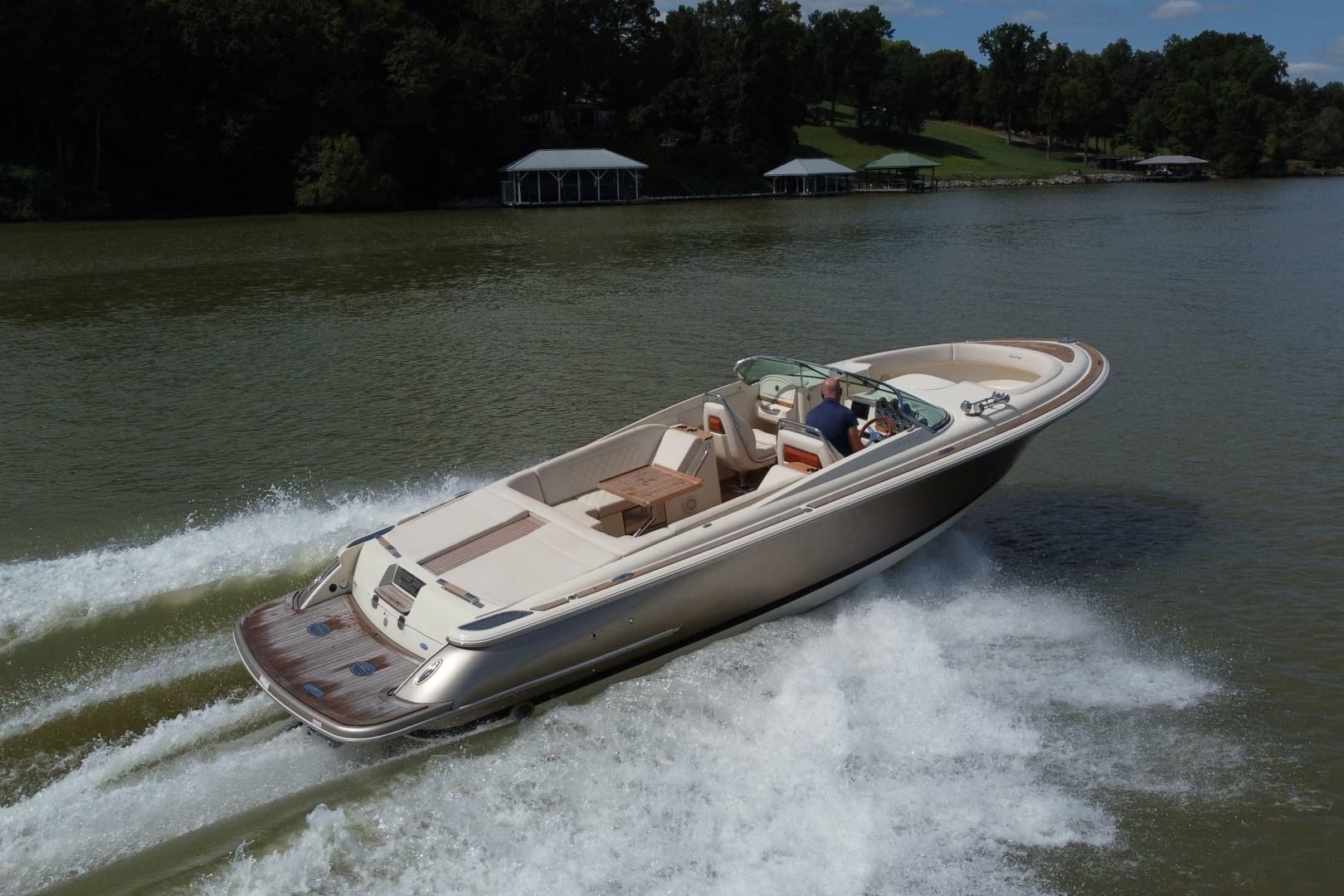 2019 Chris-Craft Launch 30