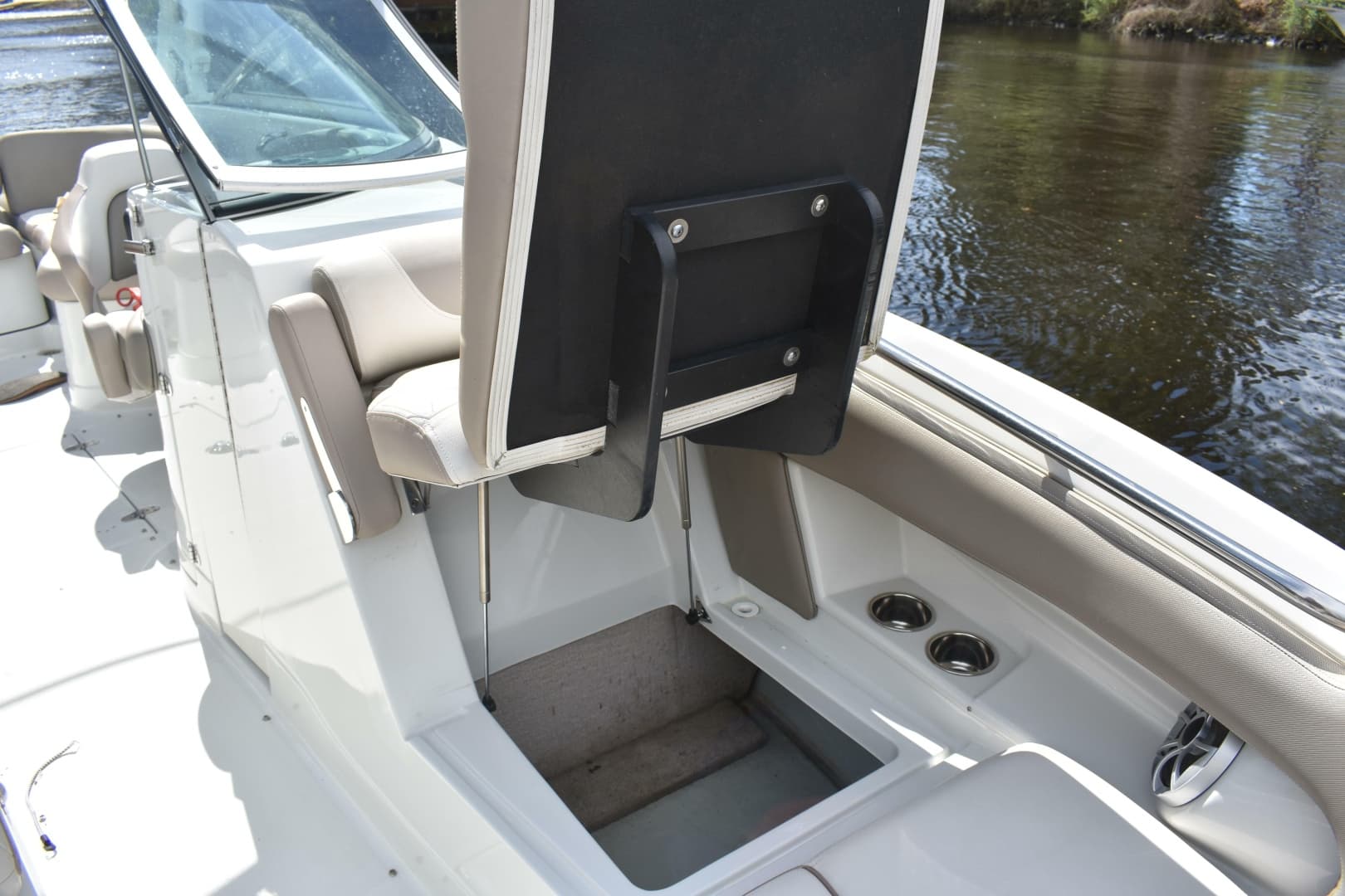 2019 Crownline Eclipse E255 SURF