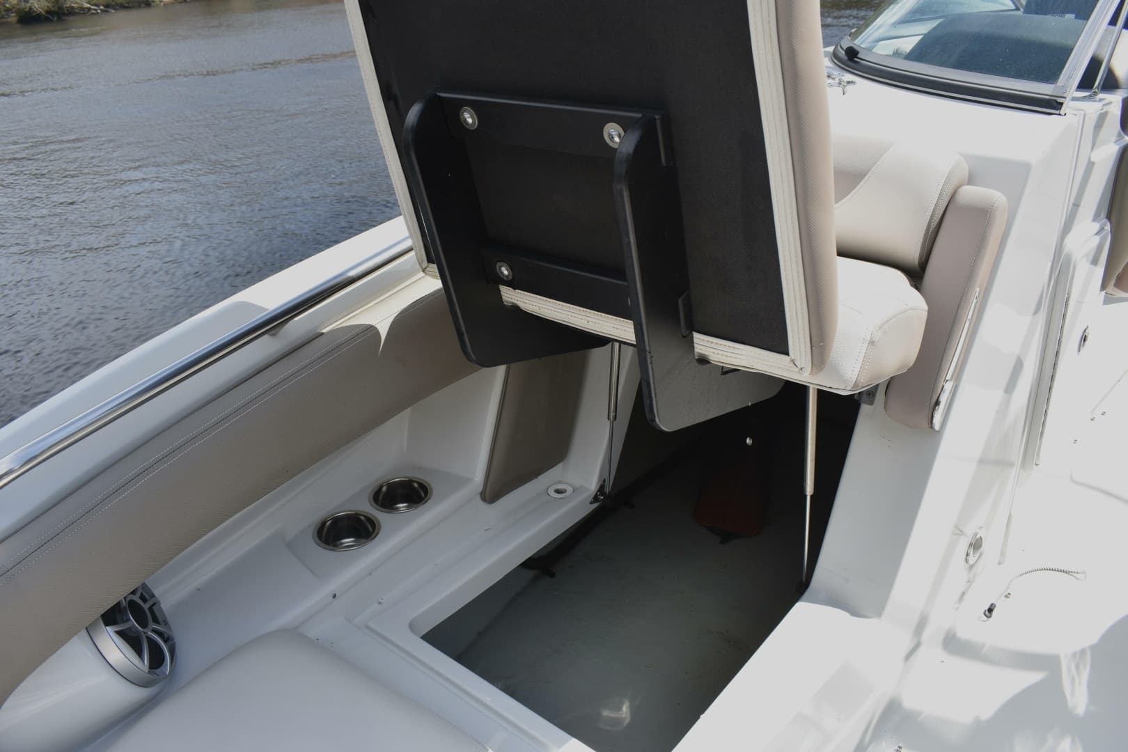 2019 Crownline Eclipse E255 SURF