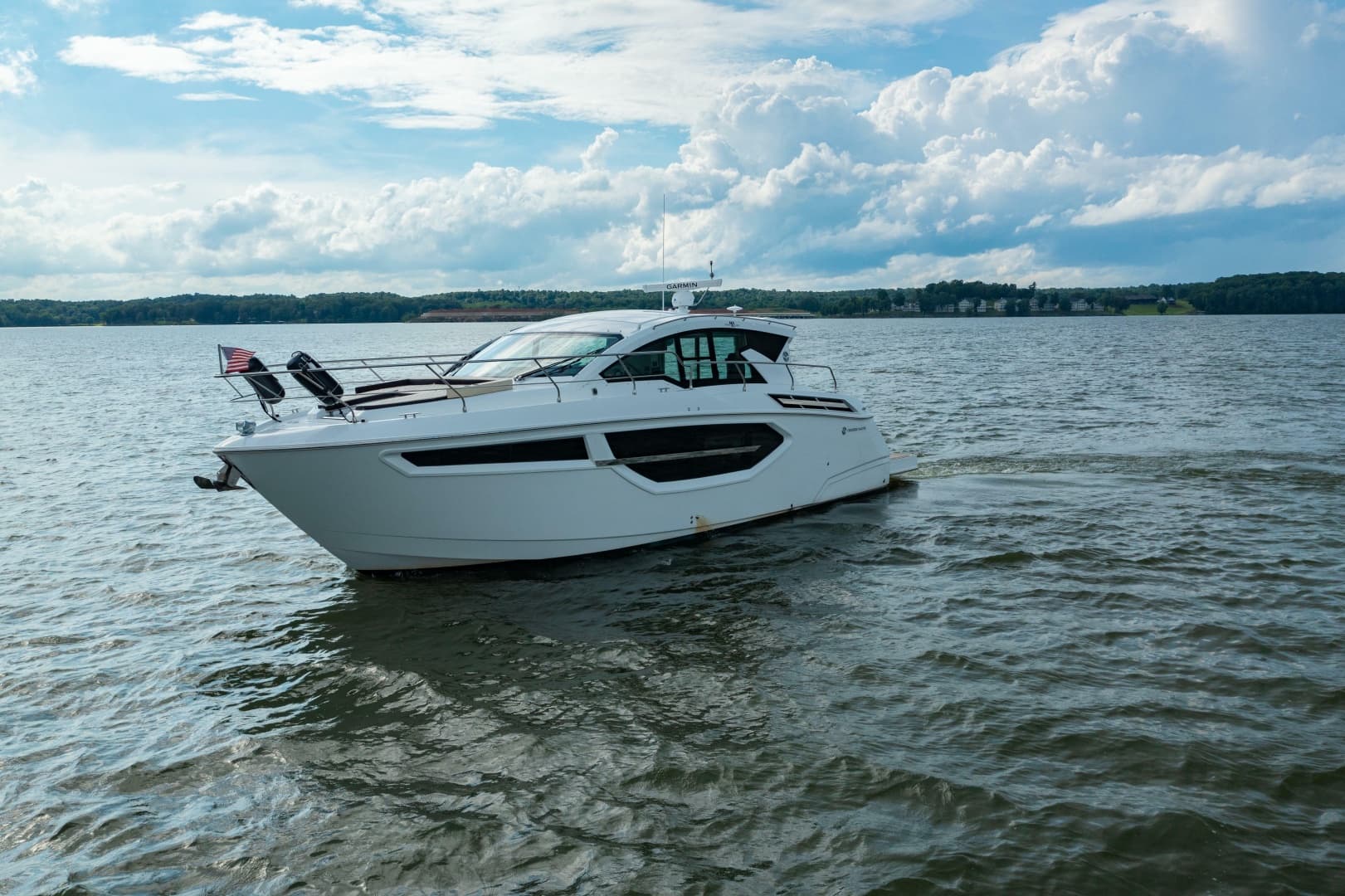 2019 Cruisers Yachts 42 Cantius