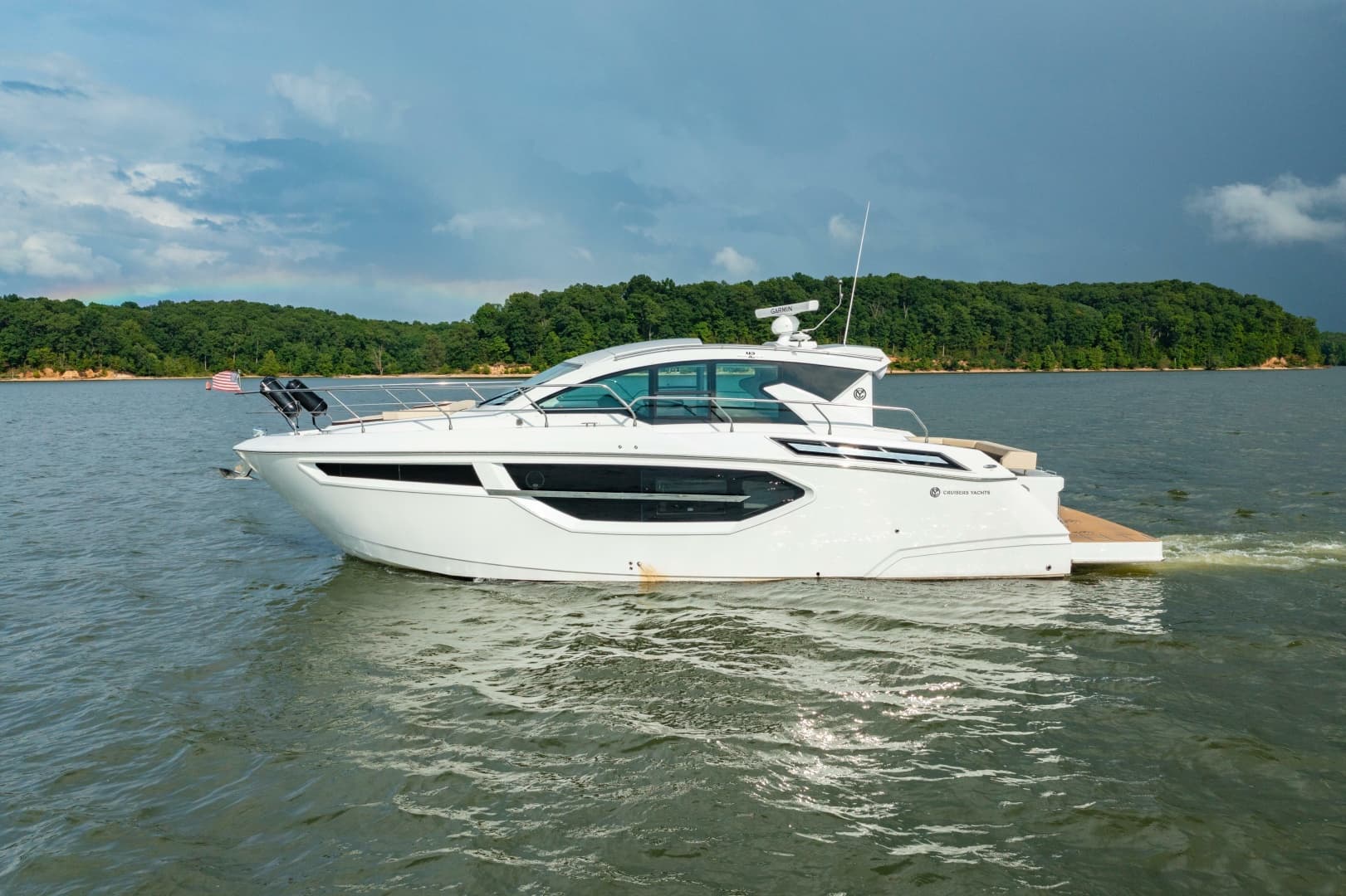 2019 Cruisers Yachts 42 Cantius