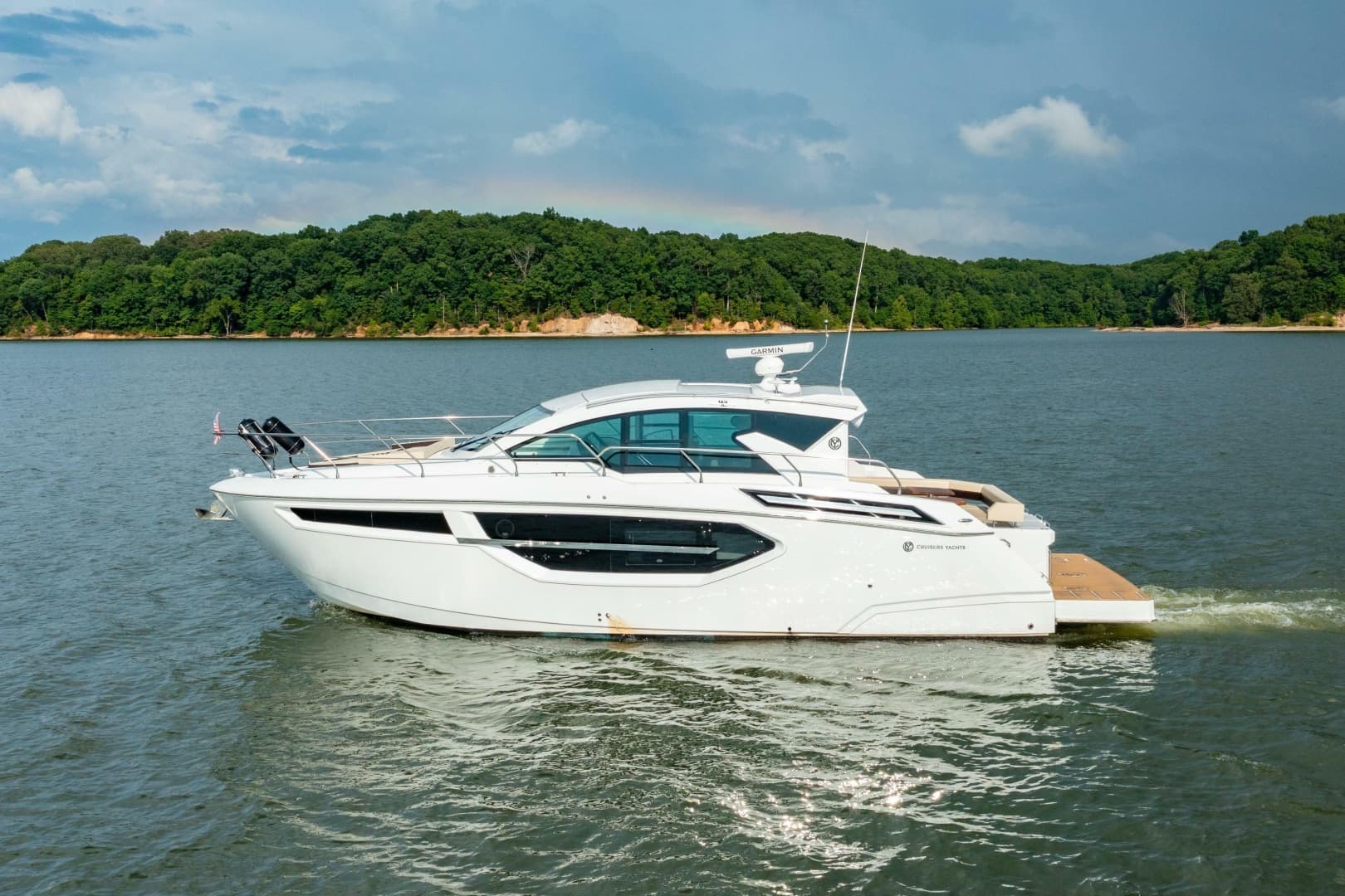 2019 Cruisers Yachts 42 Cantius