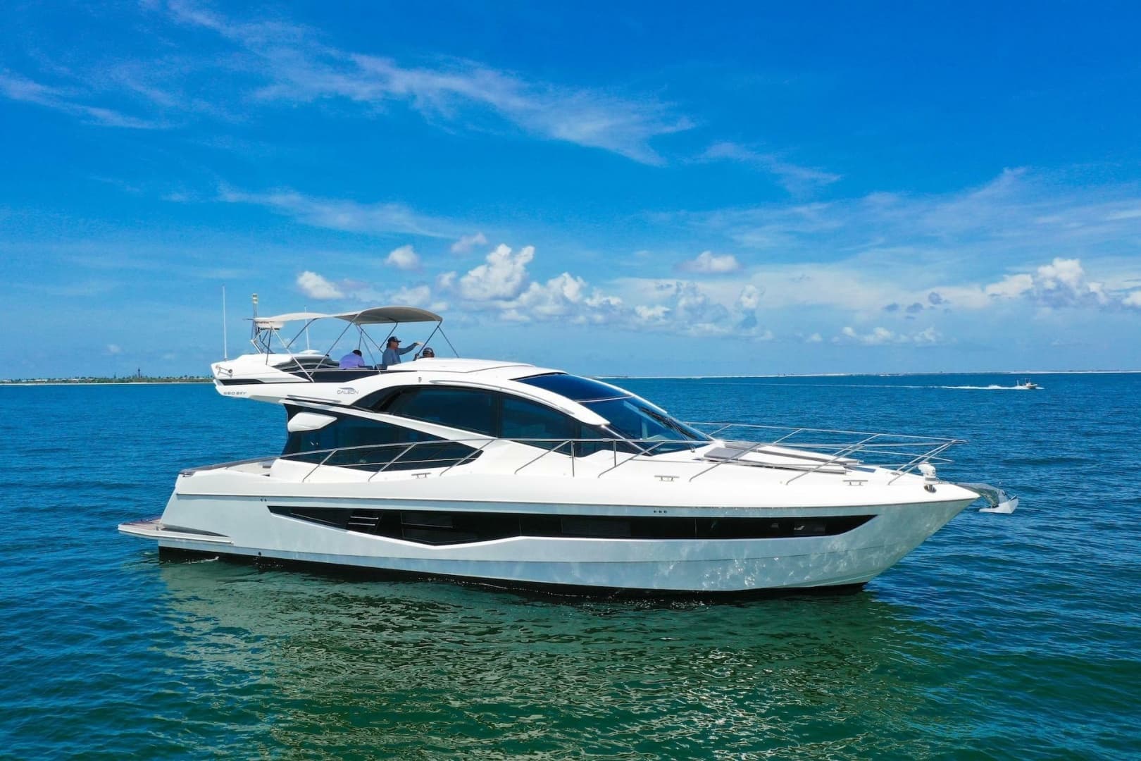 2019 Galeon 560 Sky