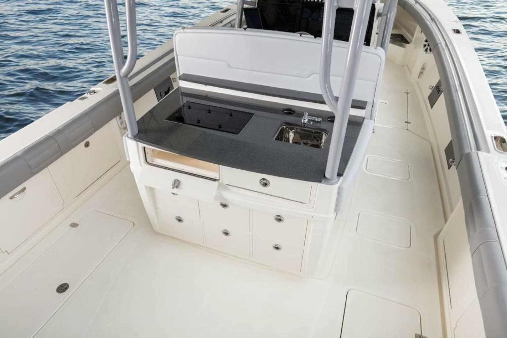 2019 Mako 414 Center Console