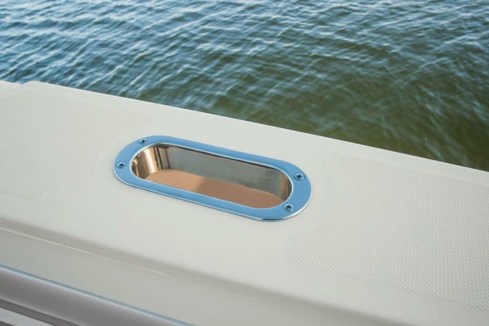 2019 Mako 414 Center Console