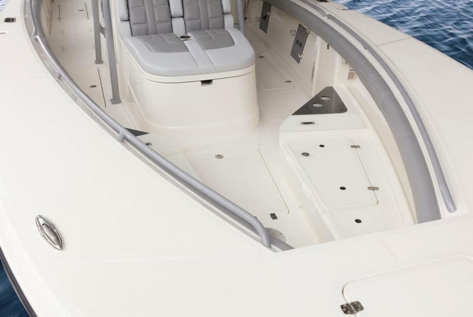 2019 Mako 414 Center Console
