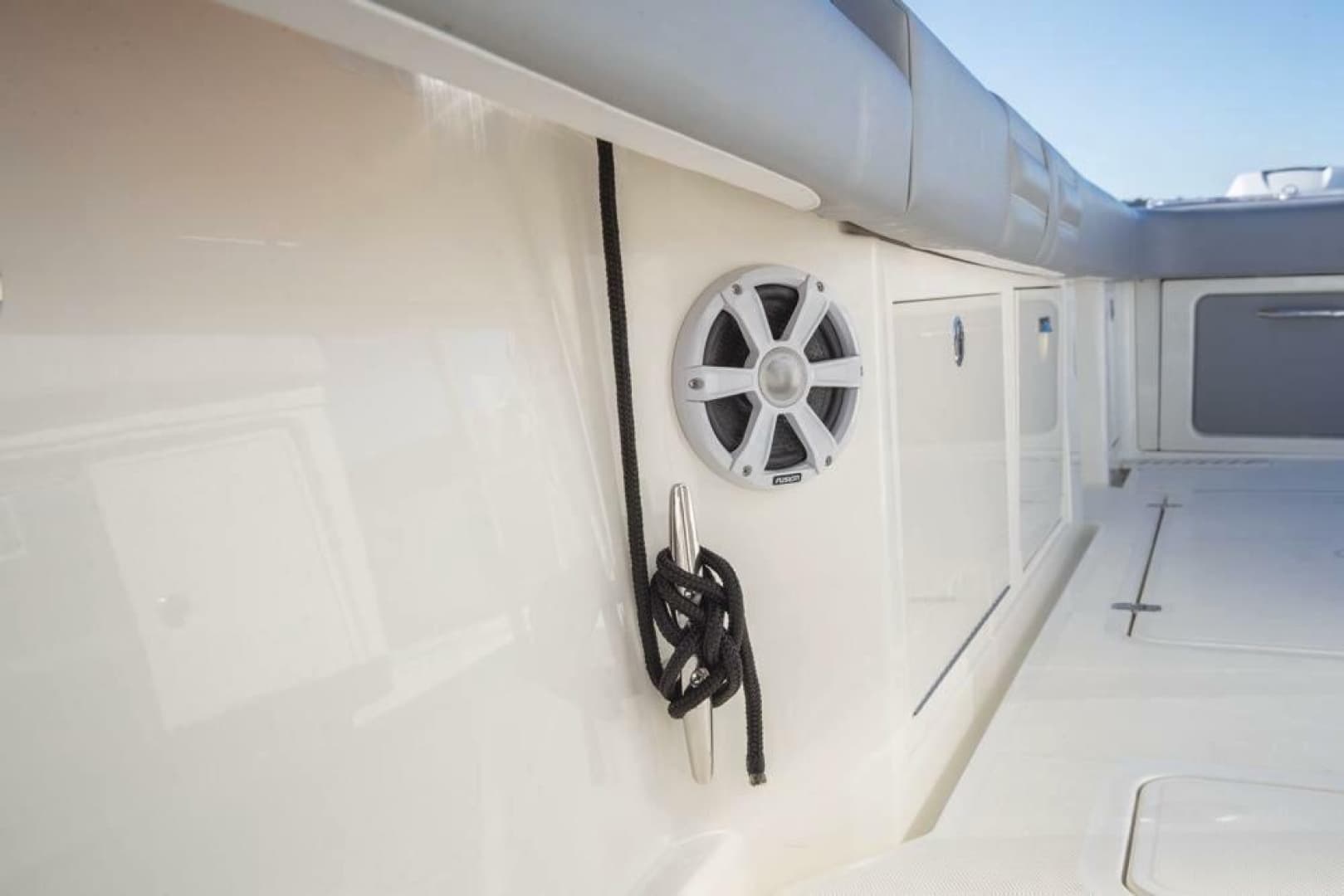 2019 Mako 414 Center Console