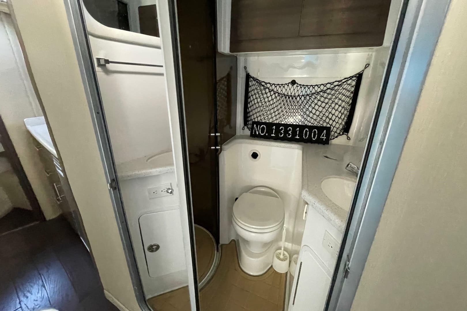 2019 Rinker EX 370