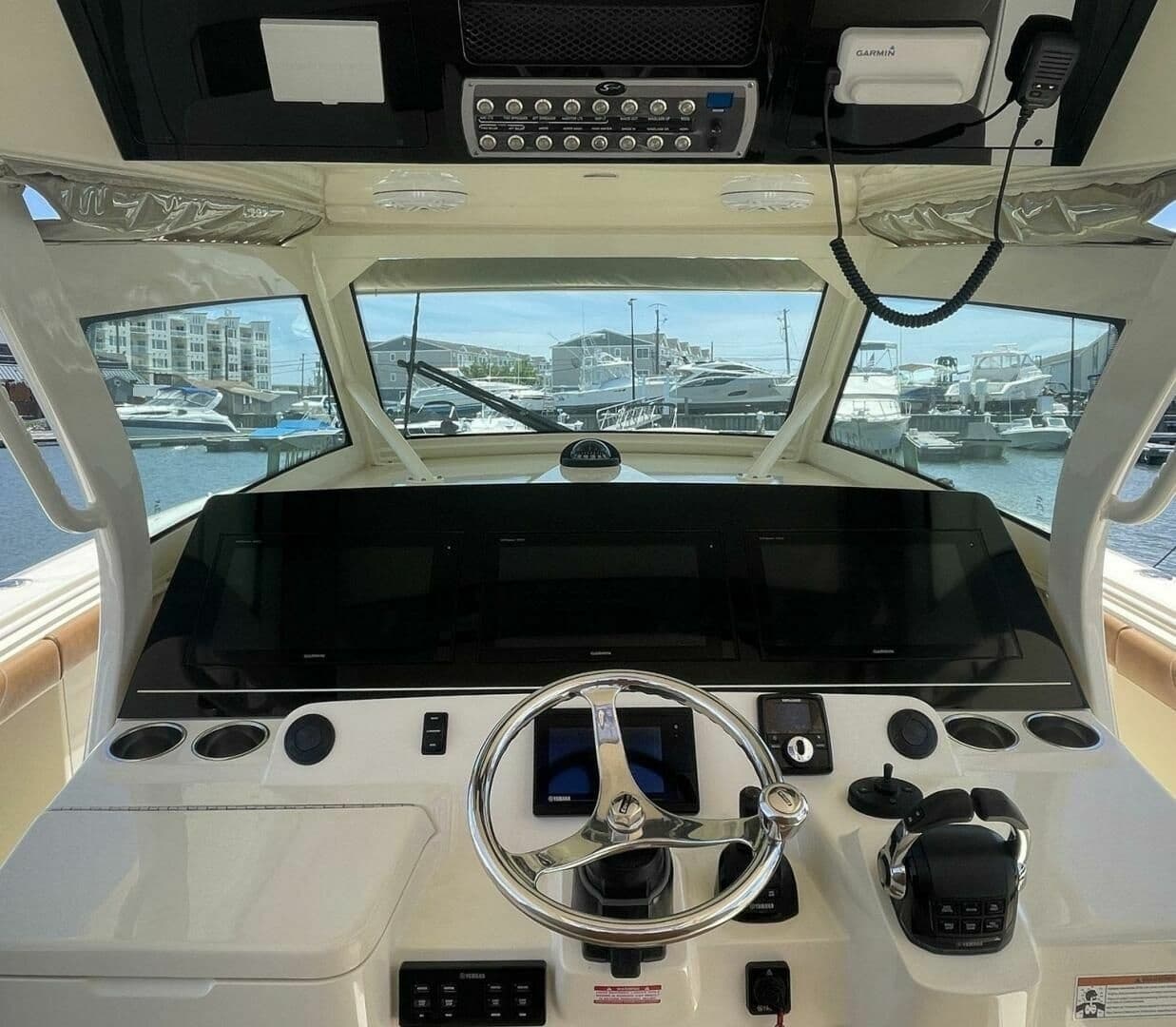 2019 Scout 380 LXF