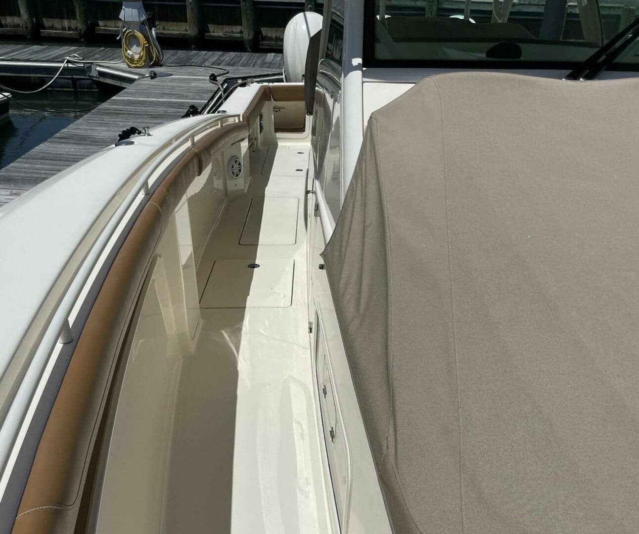 2019 Scout 380 LXF