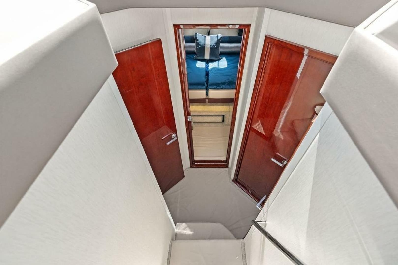 2018 Sea Ray Fly 460