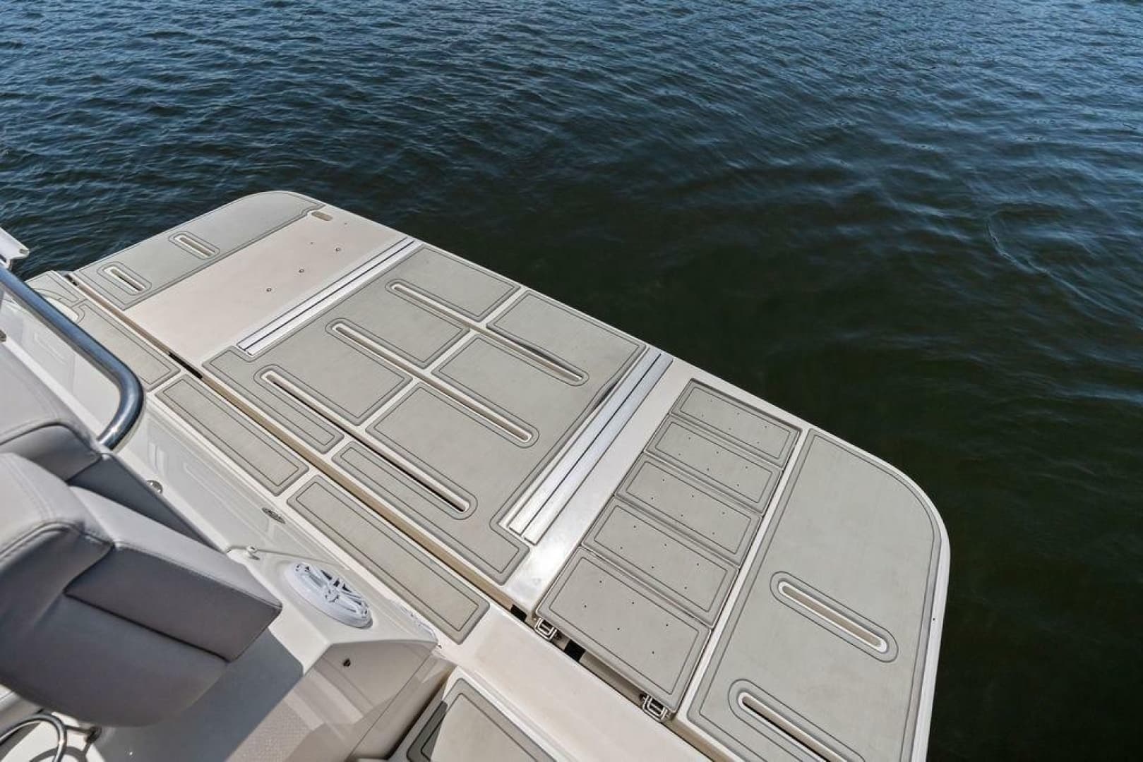 2018 Sea Ray Fly 460