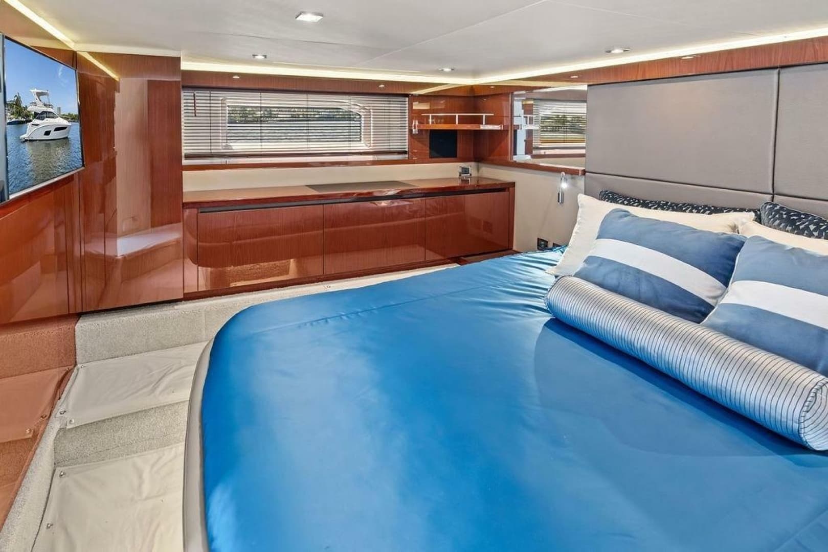 2018 Sea Ray Fly 460