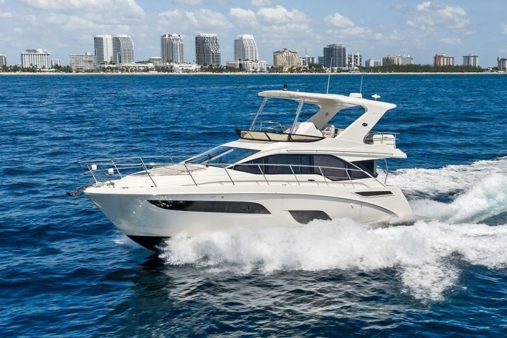 2018 Sea Ray Fly 460