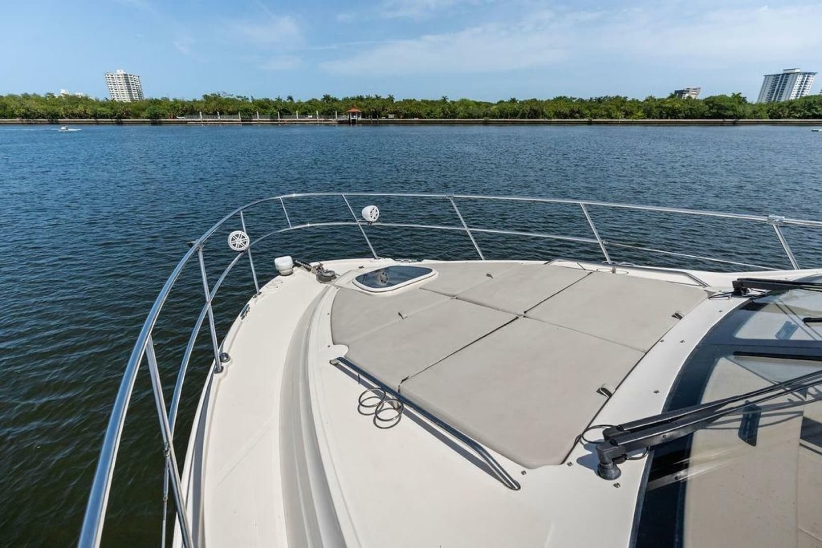2018 Sea Ray Fly 460