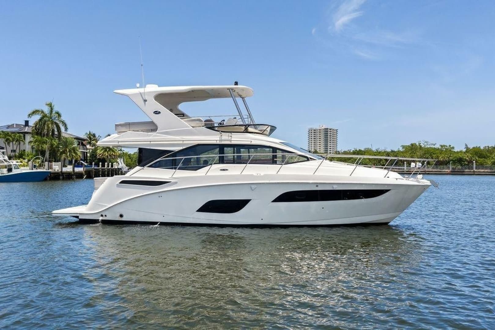2018 Sea Ray Fly 460