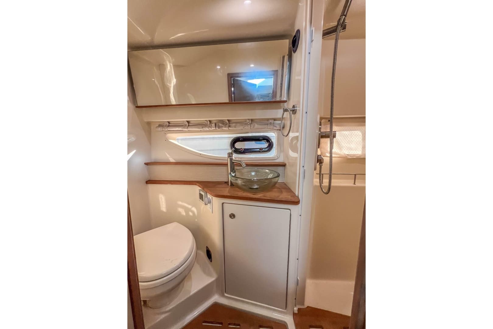 2018 Sea Ray Sundancer 350 Coupe