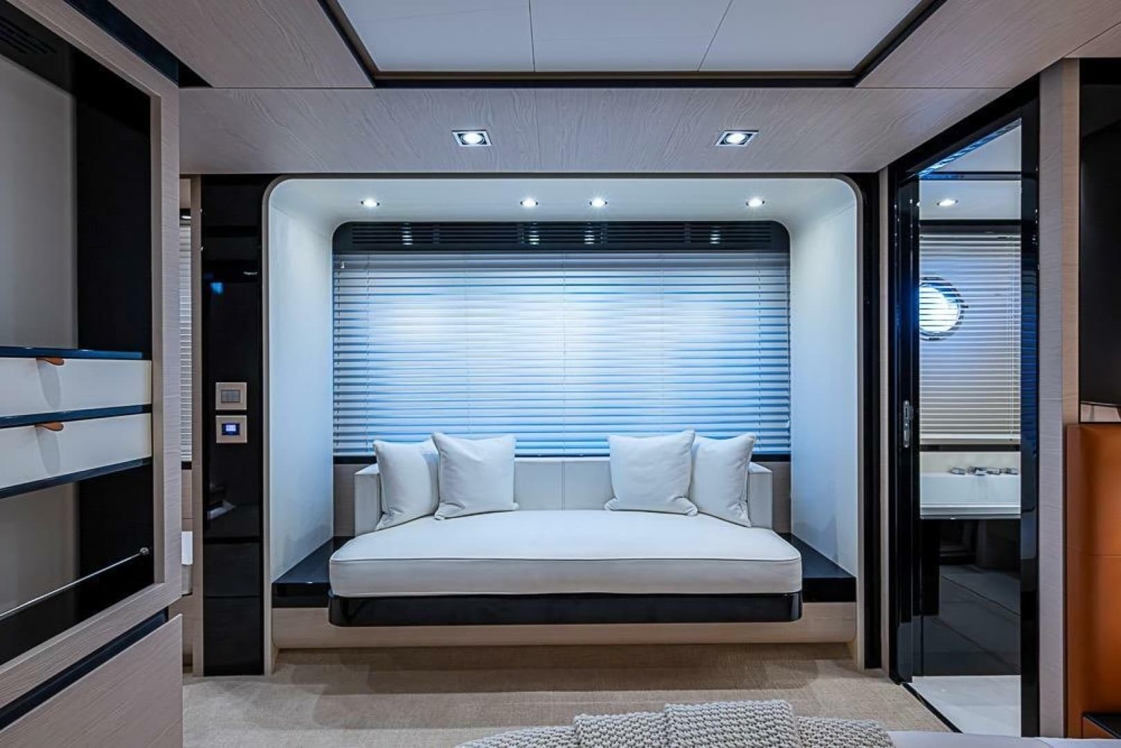 2017 Azimut 80