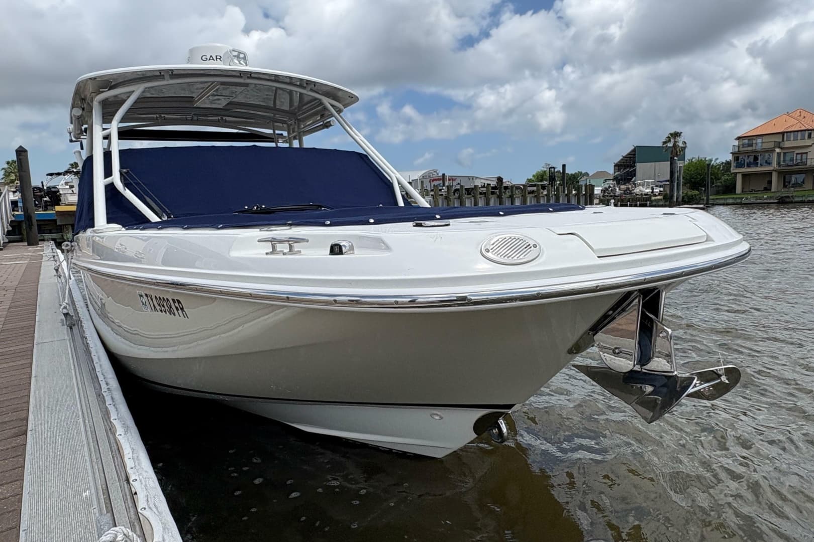 2017 Boston Whaler 270 Vantage