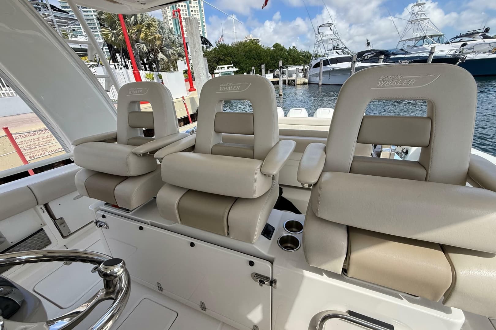 2017 Boston Whaler 420 Outrage
