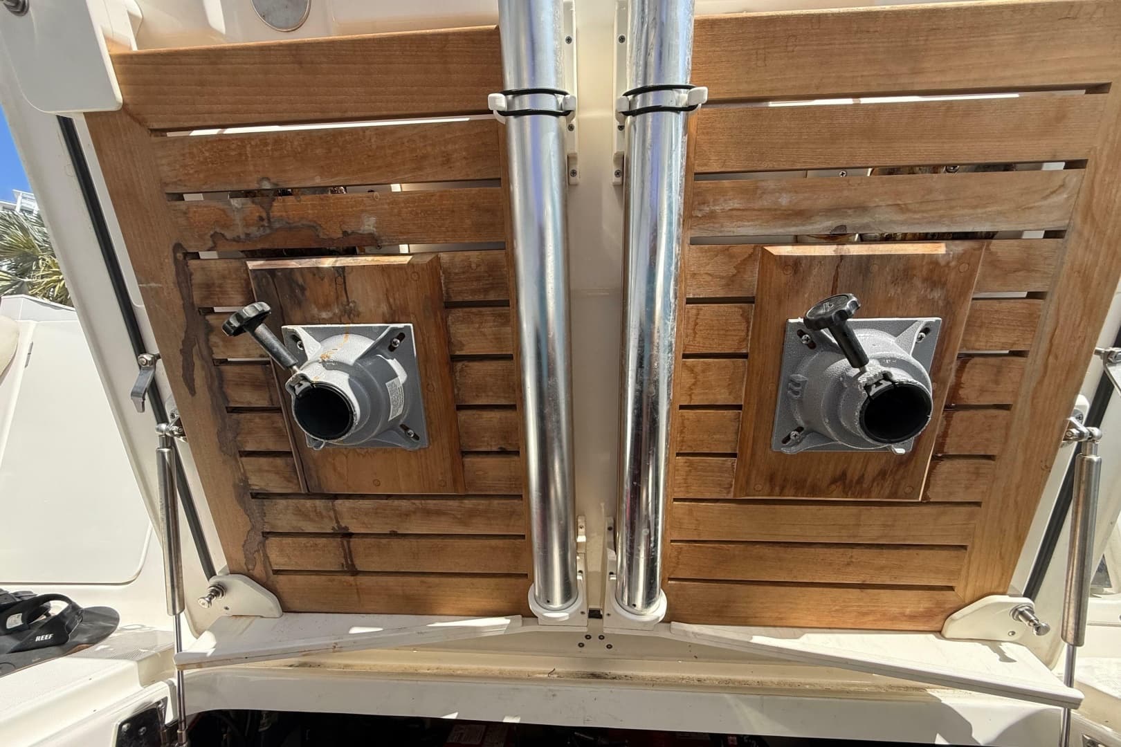 2017 Boston Whaler 420 Outrage