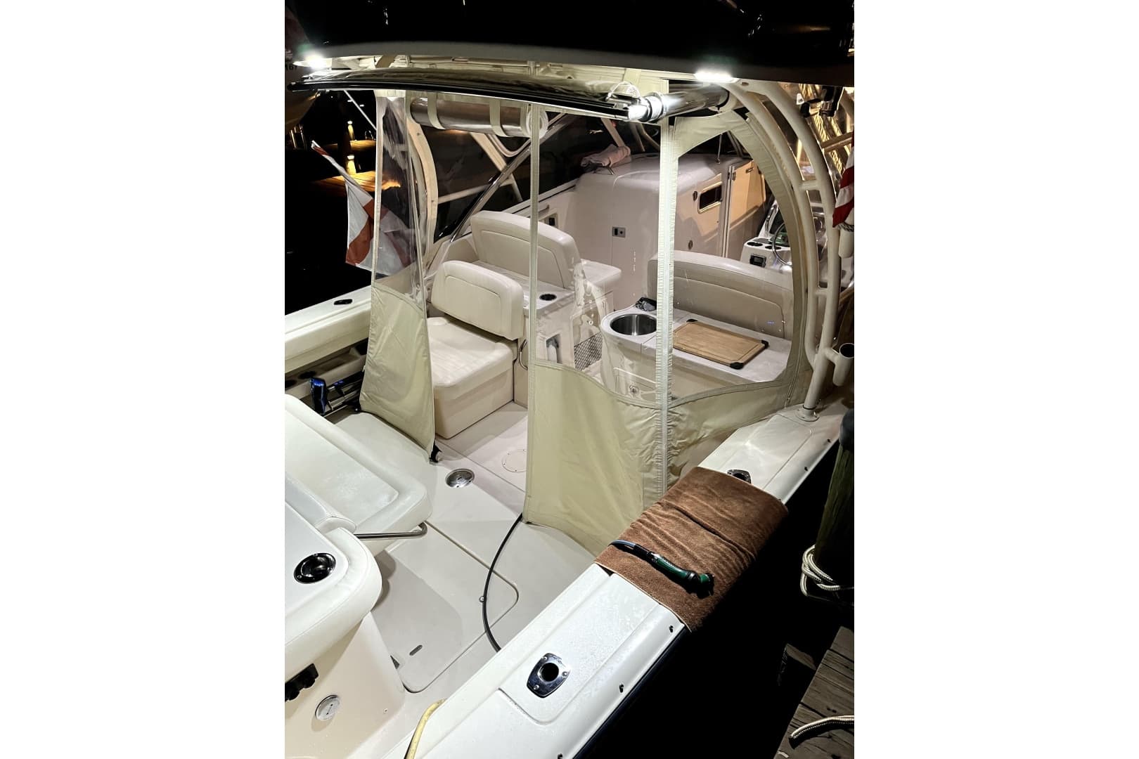 2017 Grady-White Freedom 307