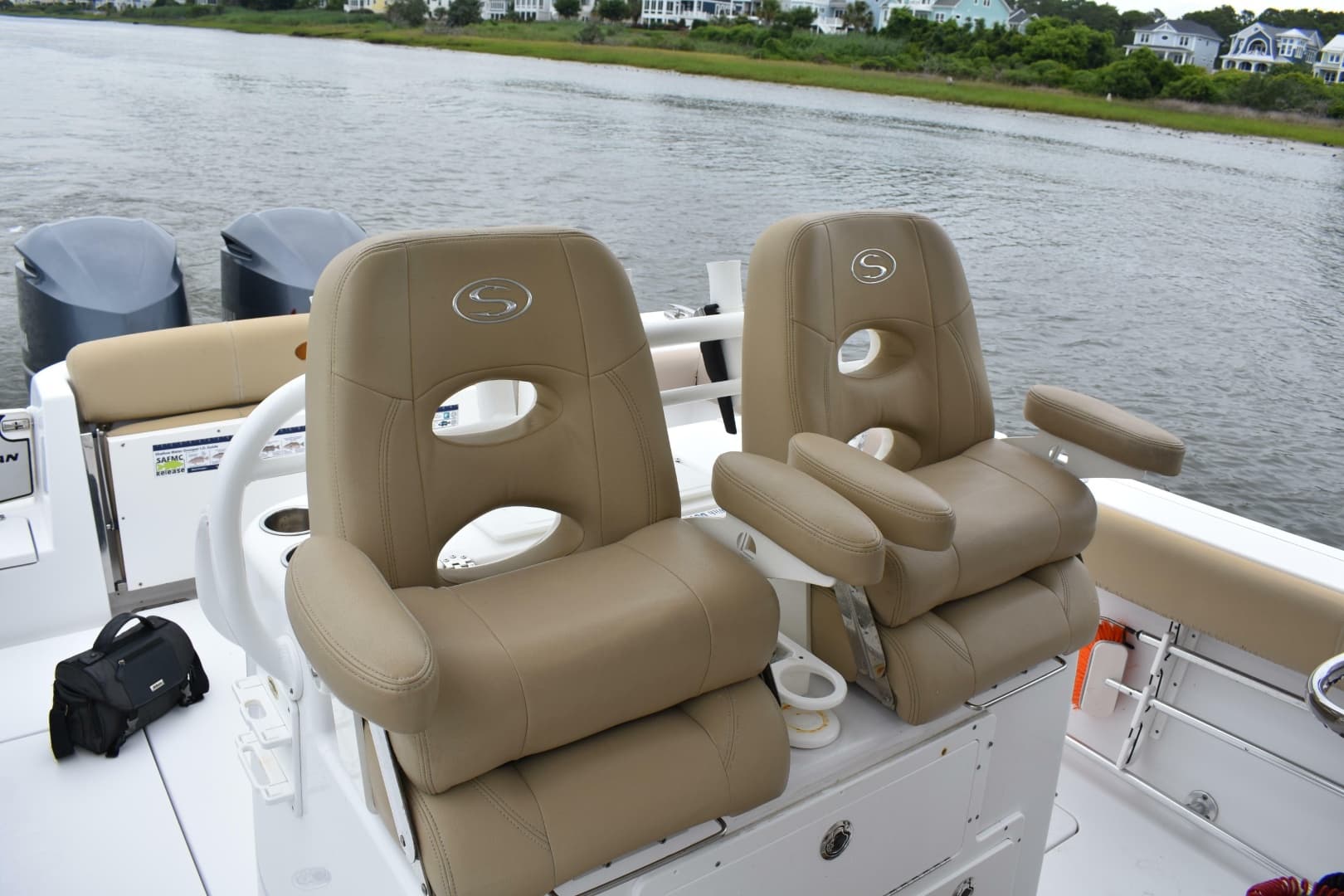 2017 Sportsman Open 312 Center Console