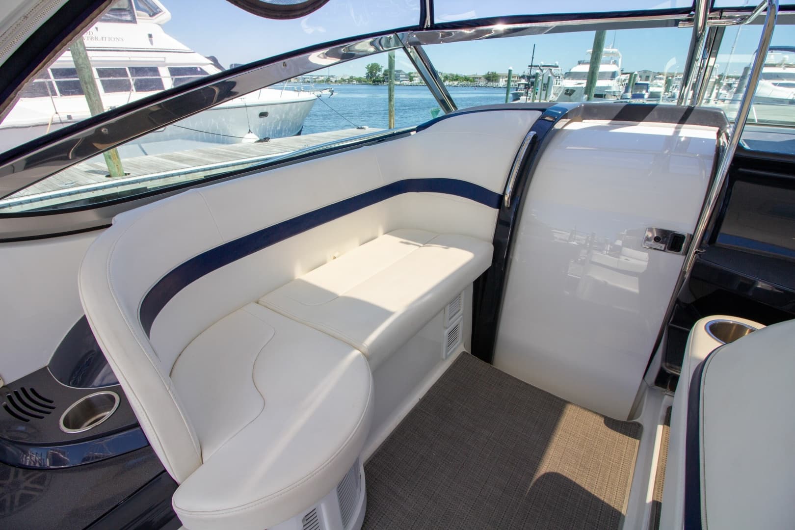 2016 Formula 40 Performance Cruiser