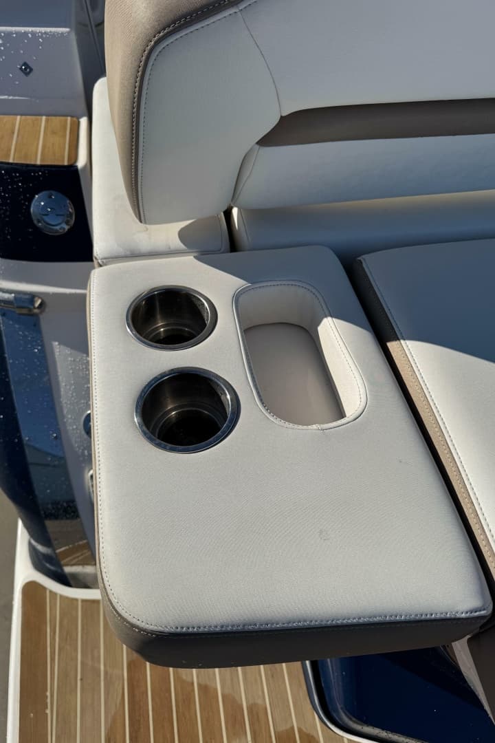 2016 Regal 35 Sport Coupe