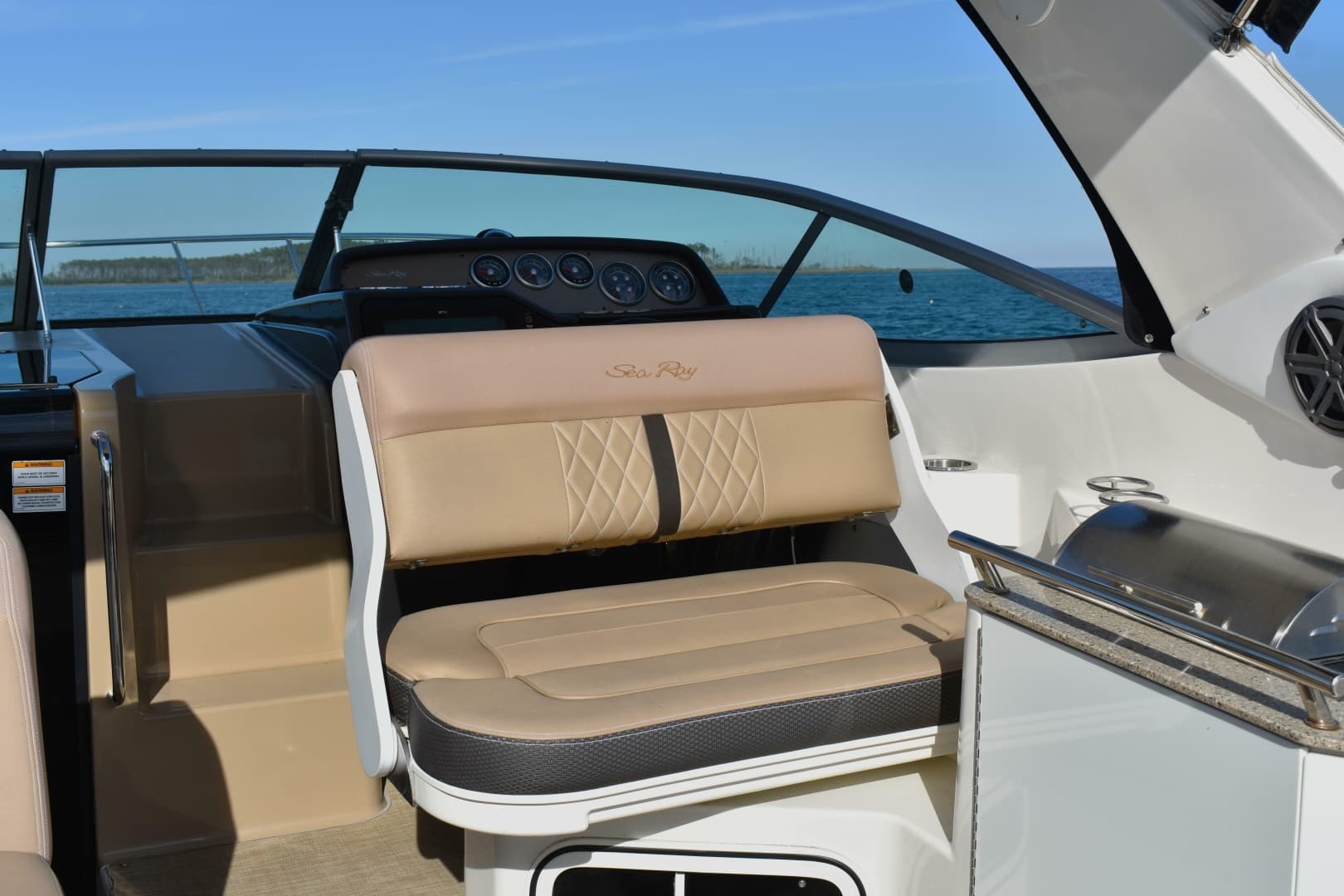 2016 Sea Ray Sundancer 310