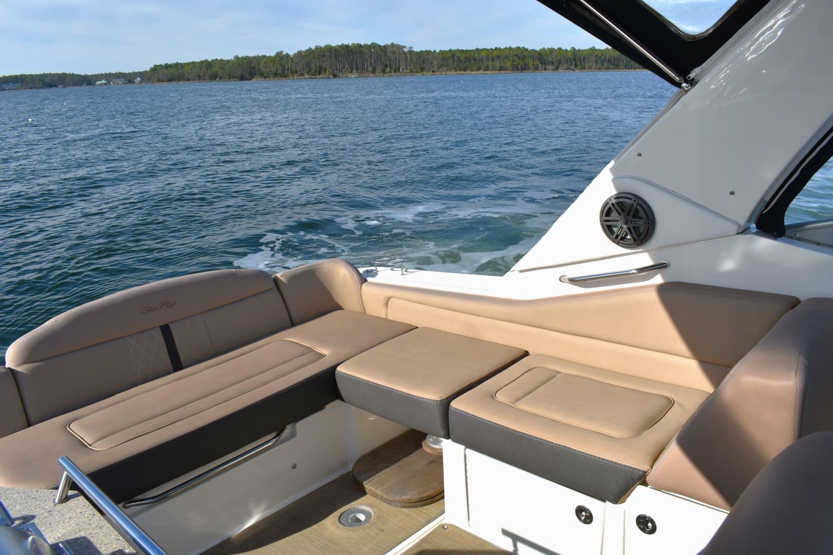 2016 Sea Ray Sundancer 310