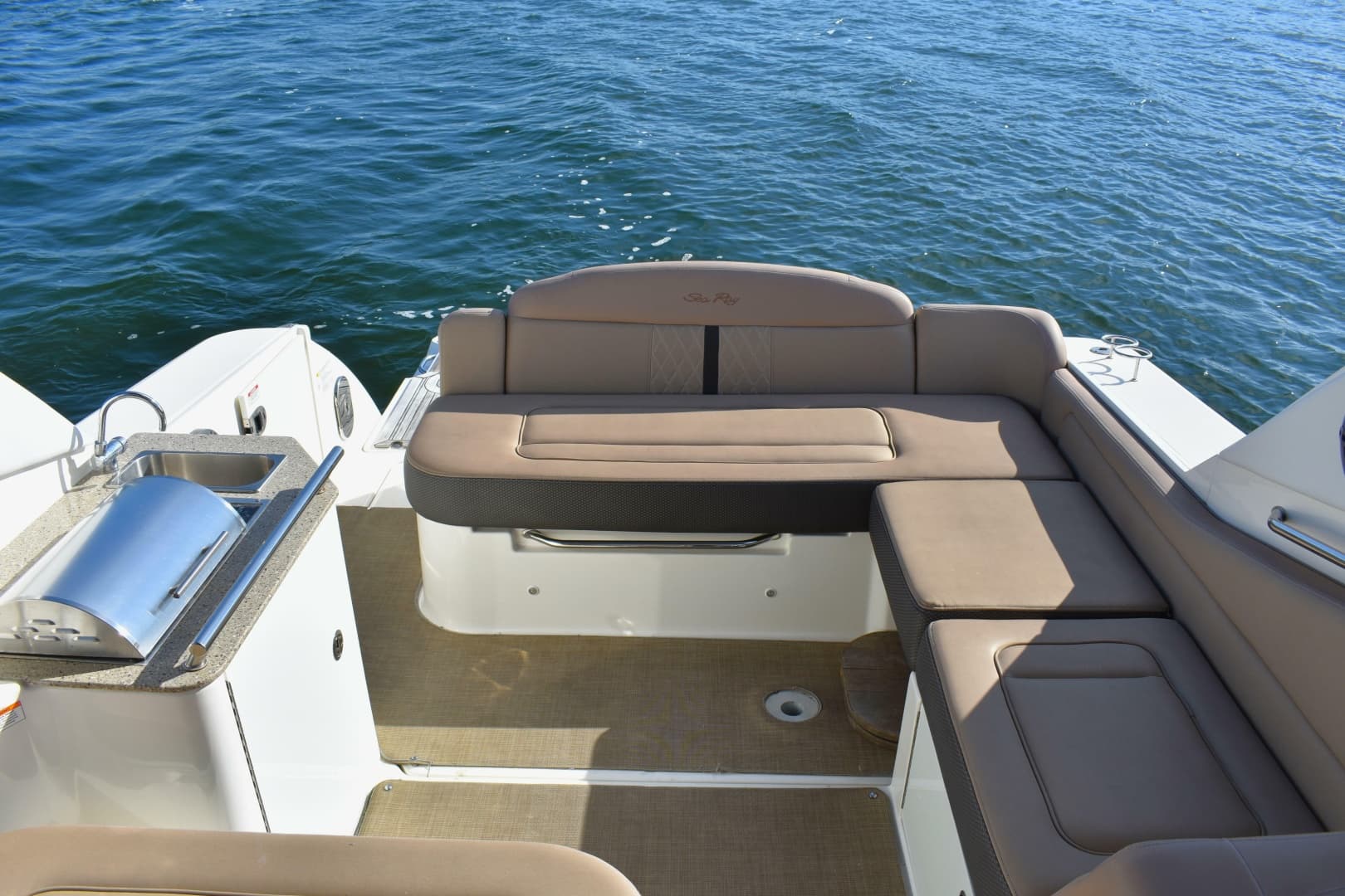 2016 Sea Ray Sundancer 310