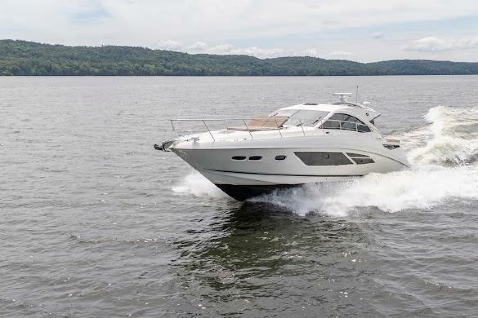 2016 Sea Ray Sundancer 510