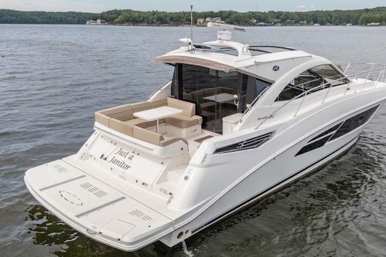 2016 Sea Ray Sundancer 510