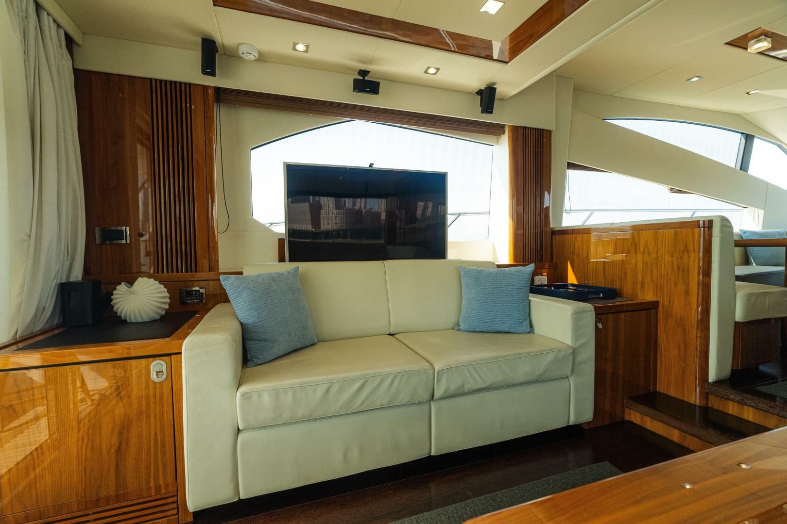 2016 Sunseeker Manhattan 65